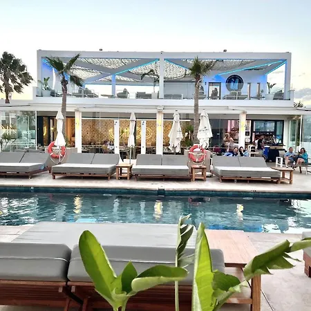 Mi Capricho 2b2 Beachfront Complex-apartment Beachside With Sea Views Apartment *